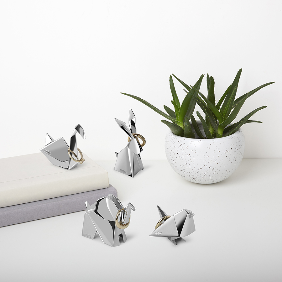 Umbra Тримач для кілець 4х8х3,5 см металік Origami | https://grandposuda.com.ua