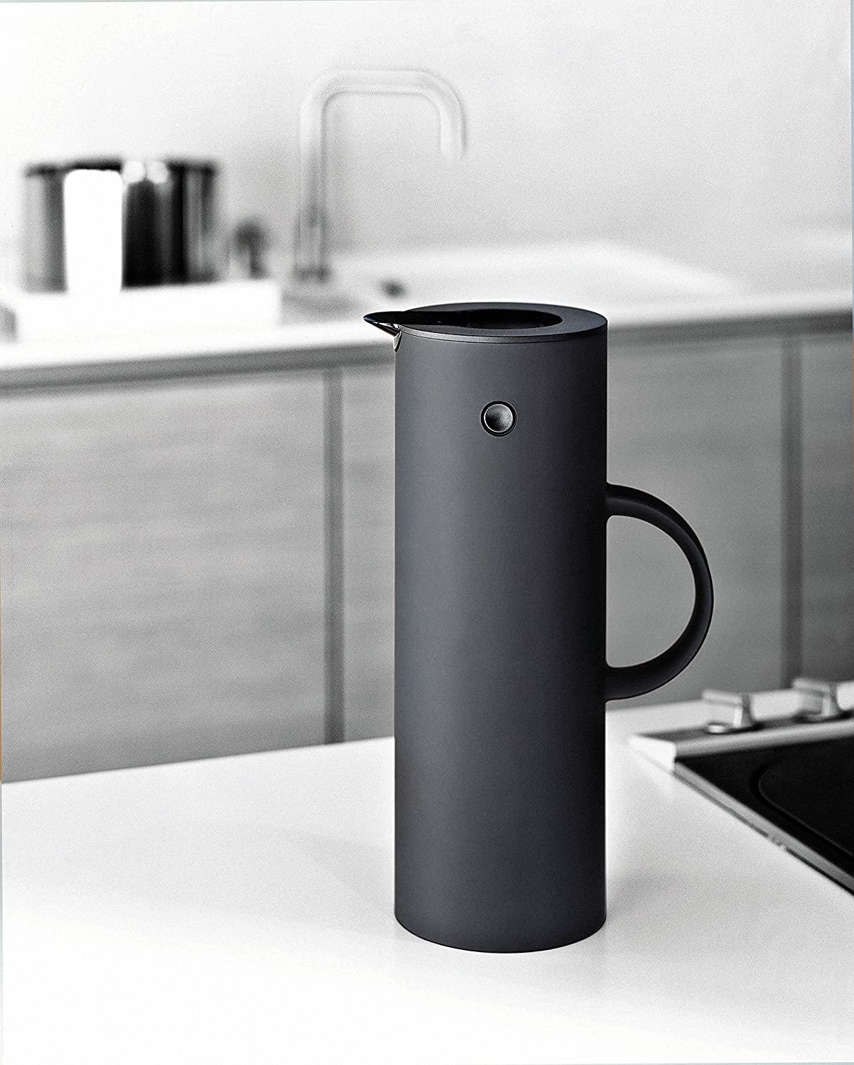 Термокувшин 1 л матовый черный Classics EM 77 Stelton | https://grandposuda.com.ua
