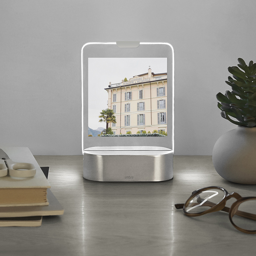 Umbra Фоторамка с подсветкой GLO Instant 5 х 8 никель | https://grandposuda.com.ua
