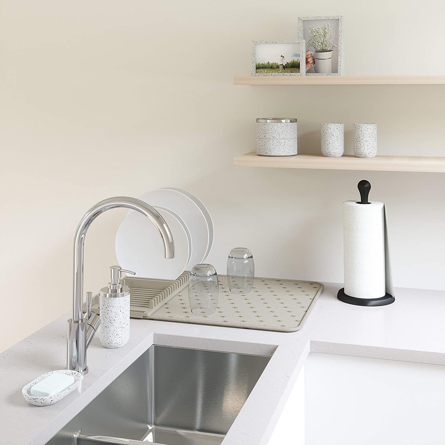 Umbra Коврик для сушки посуды 46 х 4 х 61 см Latte Udry | https://grandposuda.com.ua
