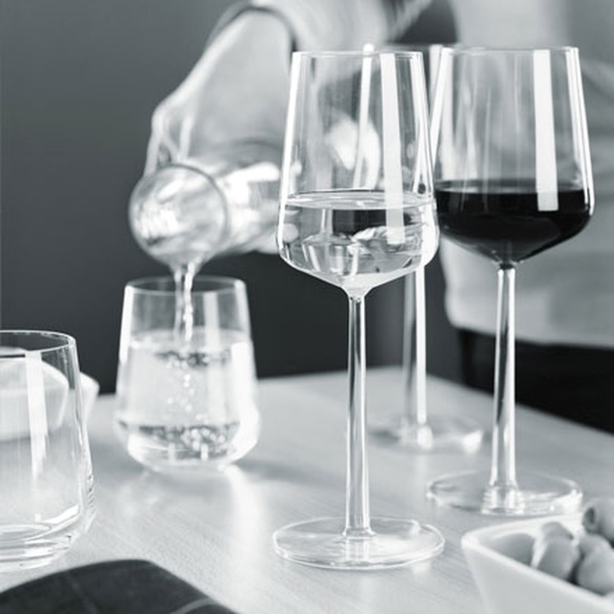 Iittala Склянка 350 мл прозорий Essence | https://grandposuda.com.ua