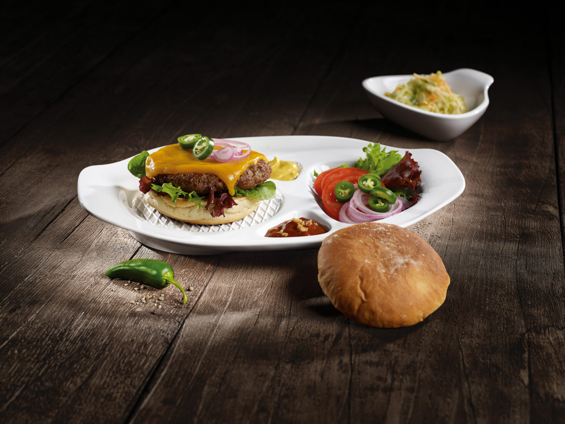 Villeroy & Boch Тарілка для бургера 36 х 25.5 см BBQ Passion | https://grandposuda.com.ua