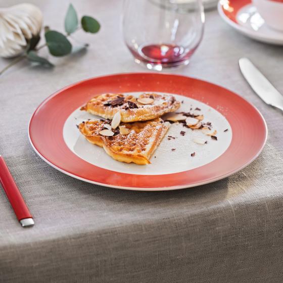 Villeroy & Boch Тарілка для сніданку 21,5 см Colourful Life Deep Red | https://grandposuda.com.ua