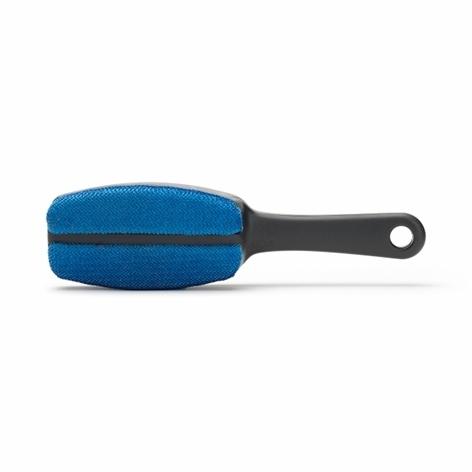Brabantia Щетка для одежды синяя Tasty Colours | https://grandposuda.com.ua