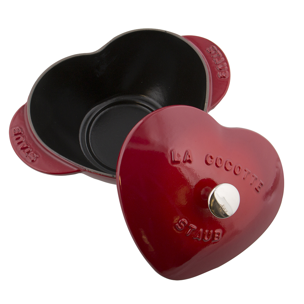 Staub Каструля / жаровня в формі серця 1.65 л Cherry | https://grandposuda.com.ua