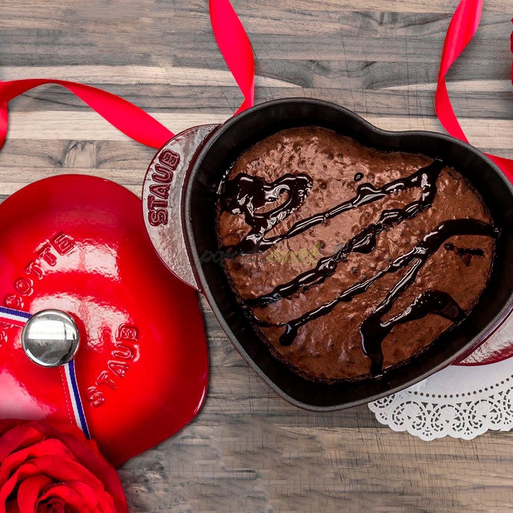Staub Кокот Серце 20 см, вишневий | https://grandposuda.com.ua