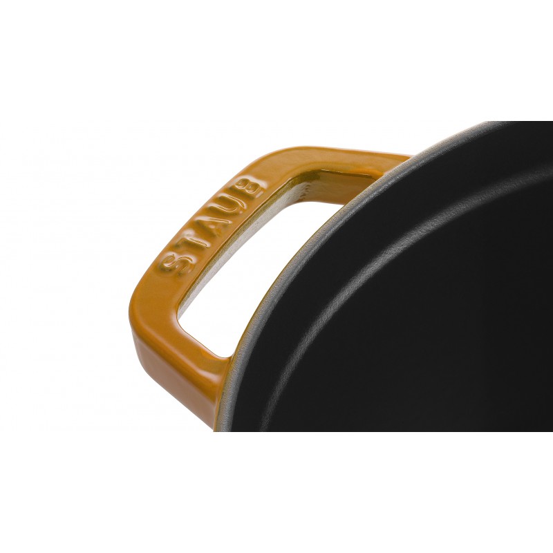 Staub Кокот круглий 26 см, гірчиця | https://grandposuda.com.ua