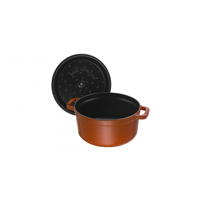 Staub Кокот круглий 26 см, кориця | https://grandposuda.com.ua