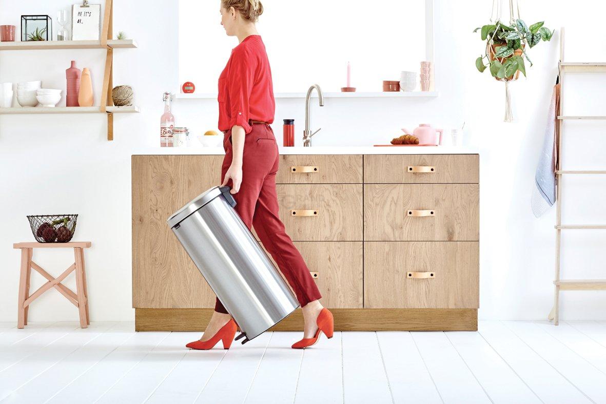 Brabantia Сміттєвий бак з педаллю 30 л безшумний матова сталь із захистом від відбитків пальців NewIcon | https://grandposuda.com.ua