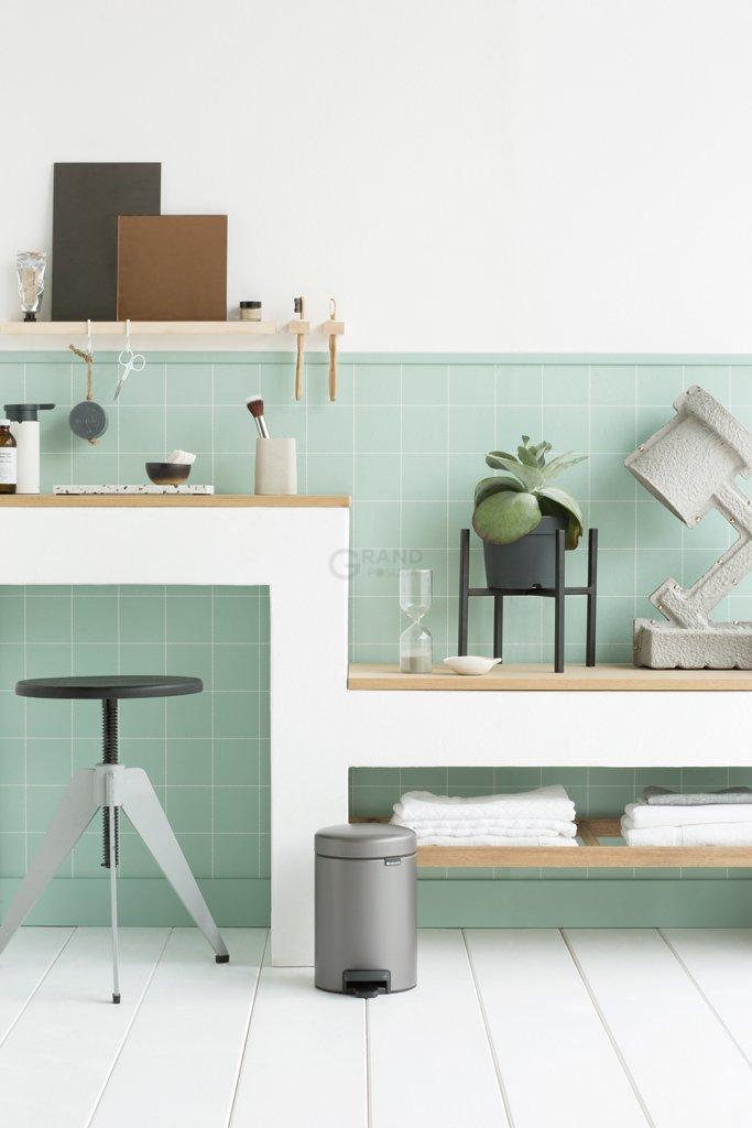 Brabantia Сміттєвий бак з педаллю 3 л безшумний платиновий NewIcon | https://grandposuda.com.ua