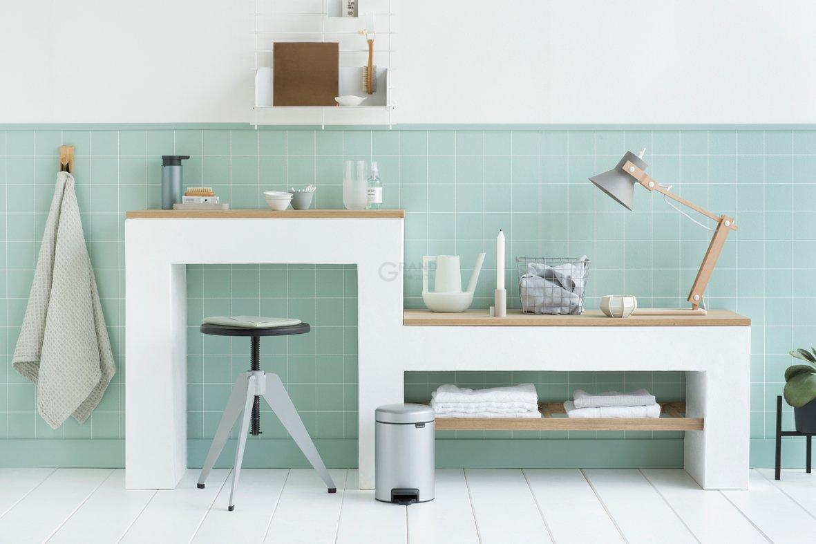 Brabantia Сміттєвий бак з педаллю 3 л безшумний сірий металік NewIcon | https://grandposuda.com.ua