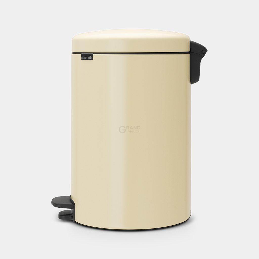 Brabantia Сміттєвий бак з педаллю 20 л безшумний мигдальний NewIcon | https://grandposuda.com.ua
