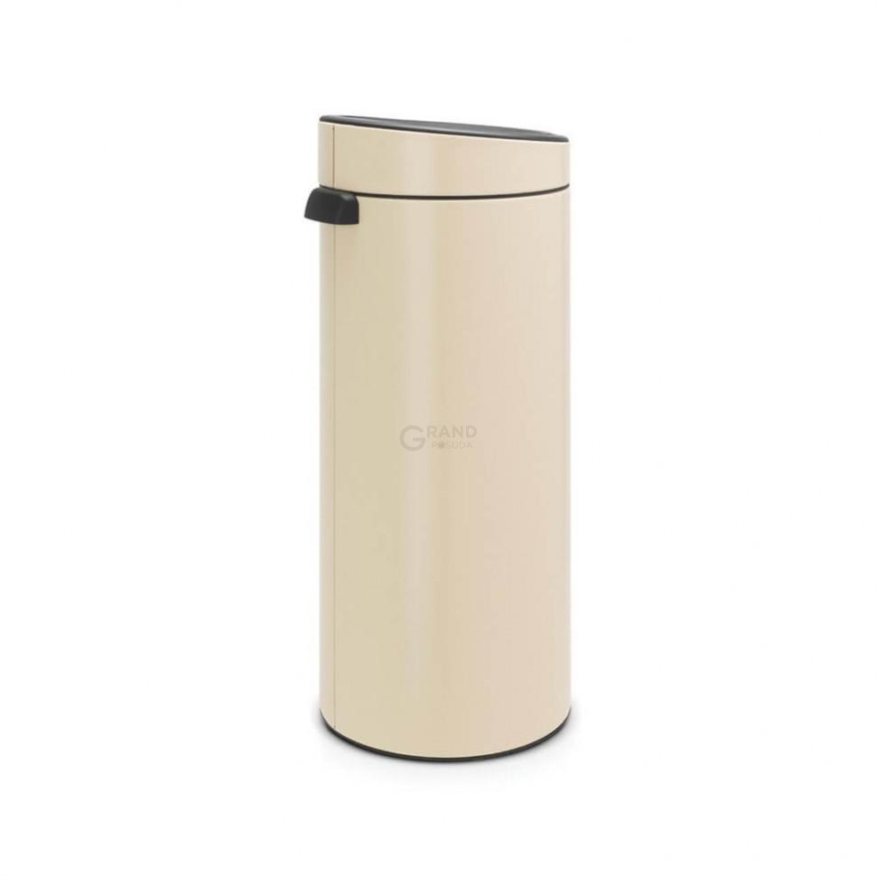 Brabantia Сміттєвий бак 30 л мигдальний Touch Bin | https://grandposuda.com.ua