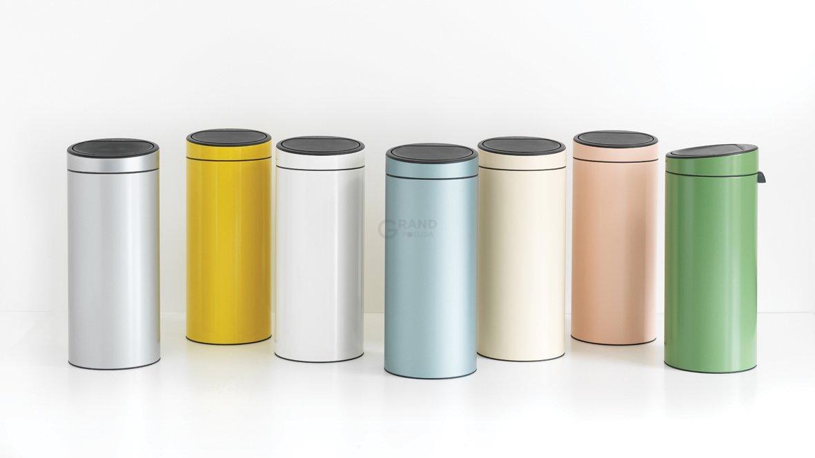 Brabantia Сміттєвий бак 30 л червоний Touch Bin | https://grandposuda.com.ua