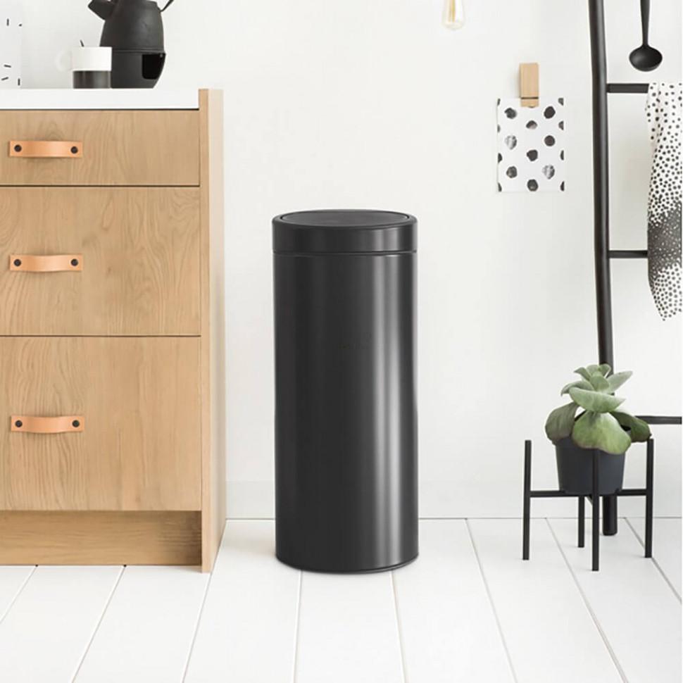 Brabantia Сміттєвий бак 30 л чорний матовий Touch Bin | https://grandposuda.com.ua
