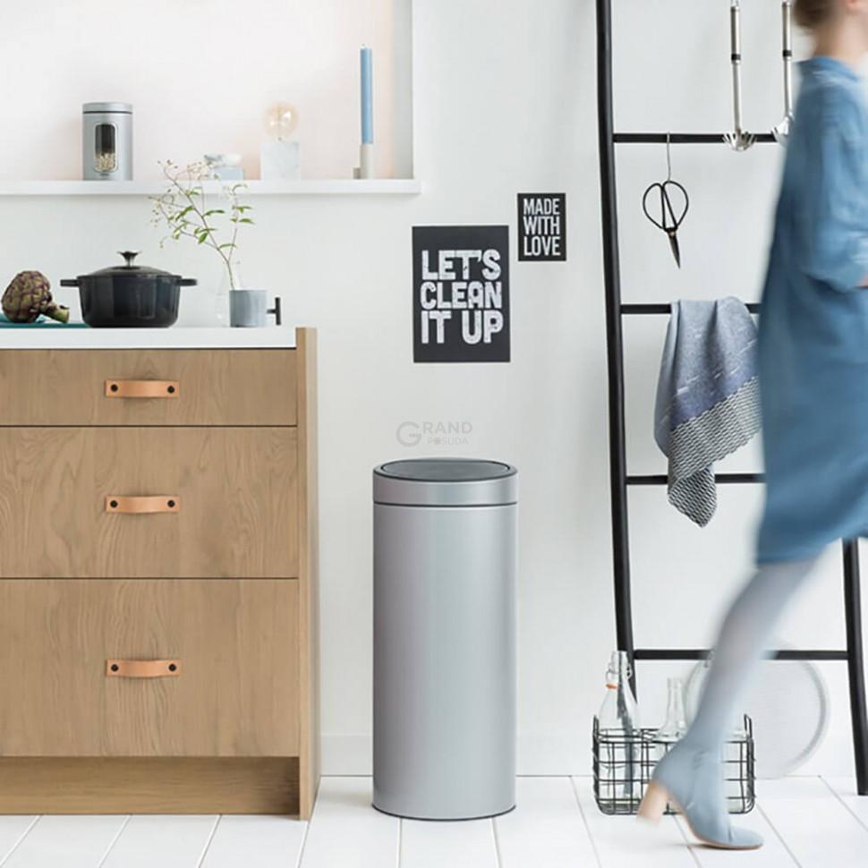 Brabantia Сміттєвий бак 30 л сірий металік Touch Bin | https://grandposuda.com.ua