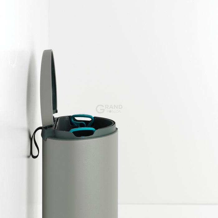 Brabantia Сміттєвий бак з педаллю 30 л, безшумний мінерально-сірий Flatback + | https://grandposuda.com.ua