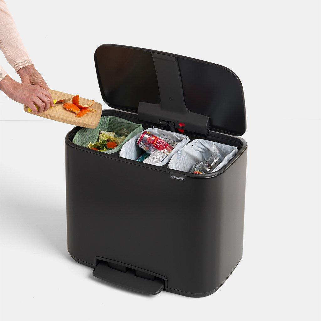 Brabantia Сміттєвий бак з педаллю 3х11 л чорний матовий трисекційний Pedal Bin Bo | https://grandposuda.com.ua