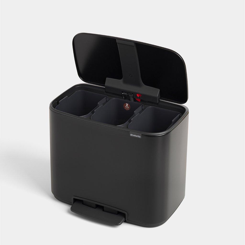 Brabantia Сміттєвий бак з педаллю 3х11 л чорний матовий трисекційний Pedal Bin Bo | https://grandposuda.com.ua