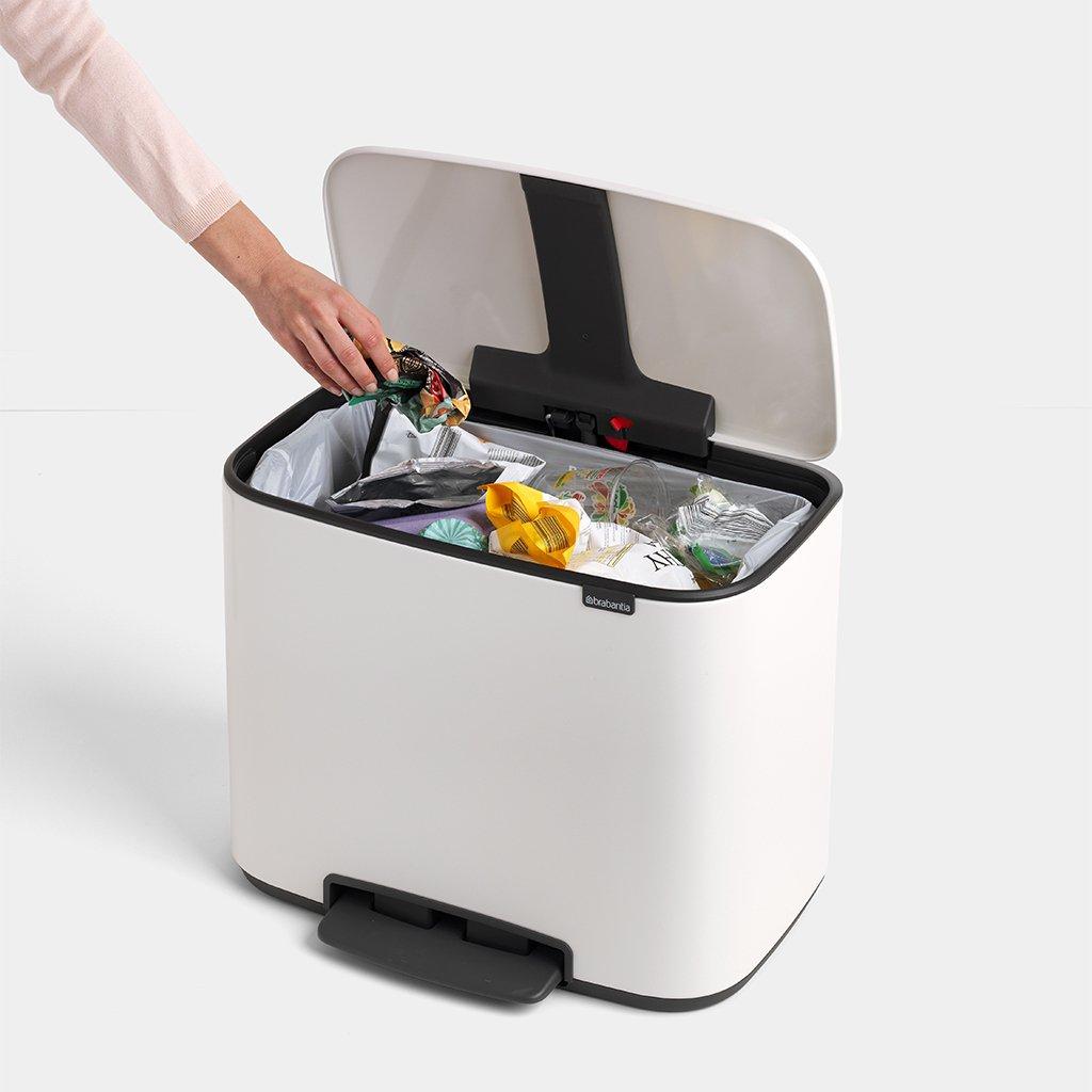 Brabantia Сміттєвий бак з педаллю, 36 л білий Pedal Bin Bo | https://grandposuda.com.ua