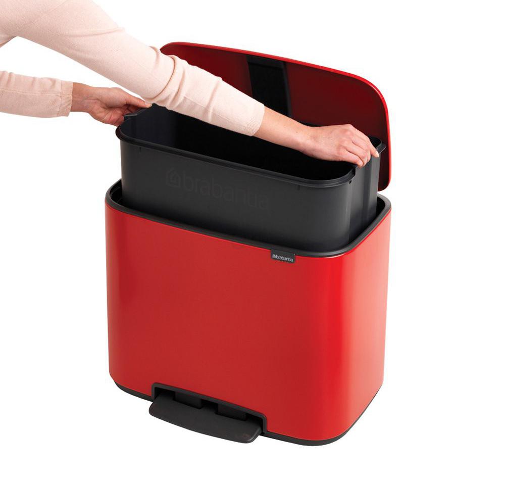 Brabantia Сміттєвий бак з педаллю, 36 л червоний Pedal Bin Bo | https://grandposuda.com.ua