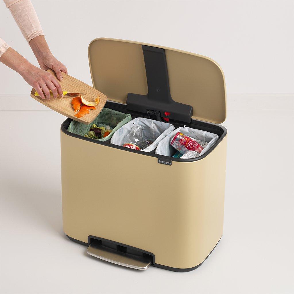 Brabantia Сміттєвий бак з педаллю 3х11 л золотий трисекційний Pedal Bin Bo | https://grandposuda.com.ua