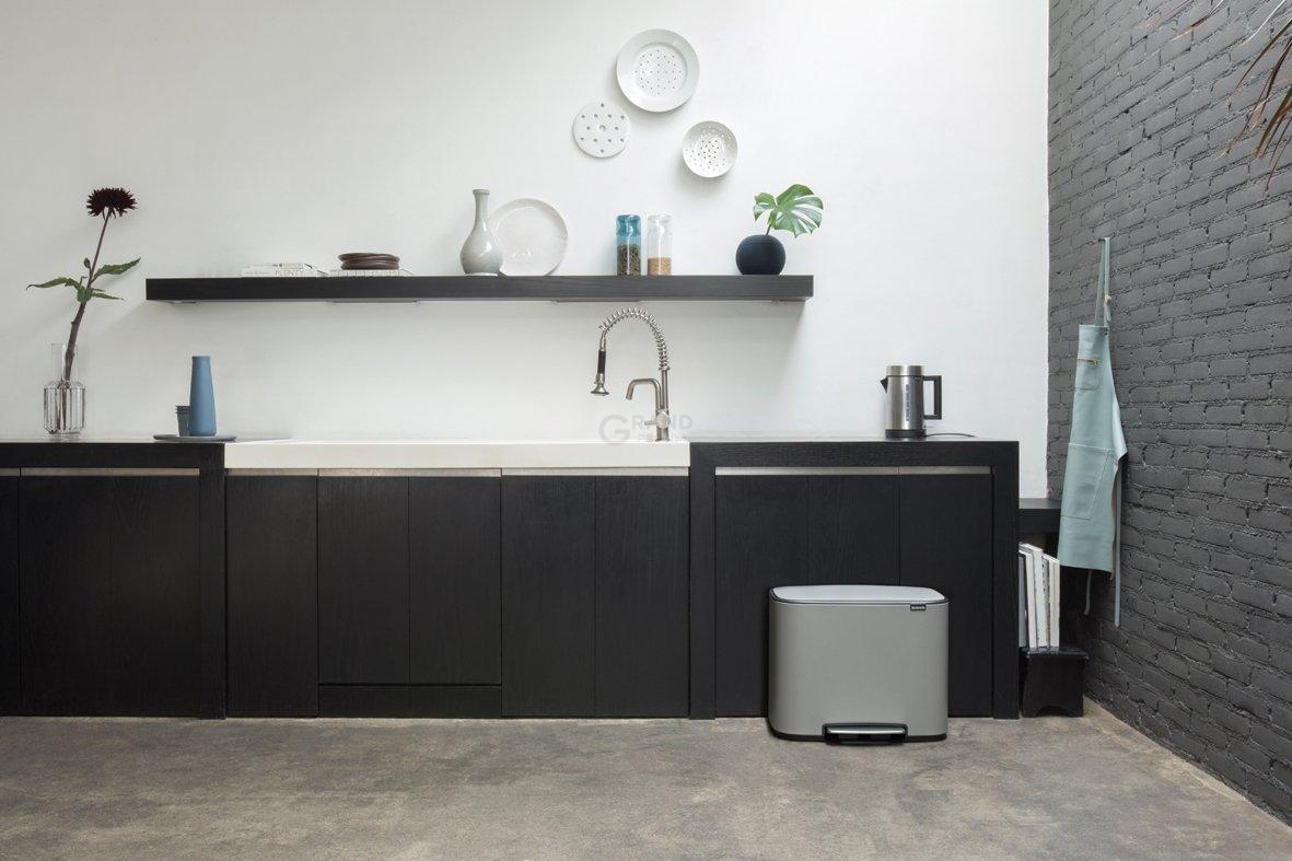 Brabantia Сміттєвий бак з педаллю 3х11 л сірий трисекційний Pedal Bin Bo | https://grandposuda.com.ua