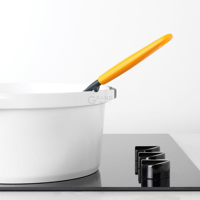 Brabantia Прес для картоплі + ложка 26,3 см жовта Tasty Colours Plus | https://grandposuda.com.ua