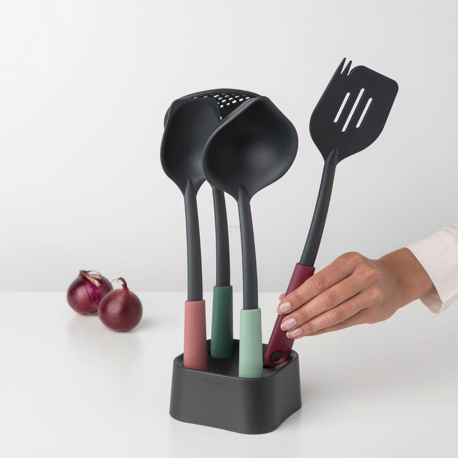 Brabantia Набір з 5 кухонних аксесуарів з підставкою Tasty Colours Plus | https://grandposuda.com.ua