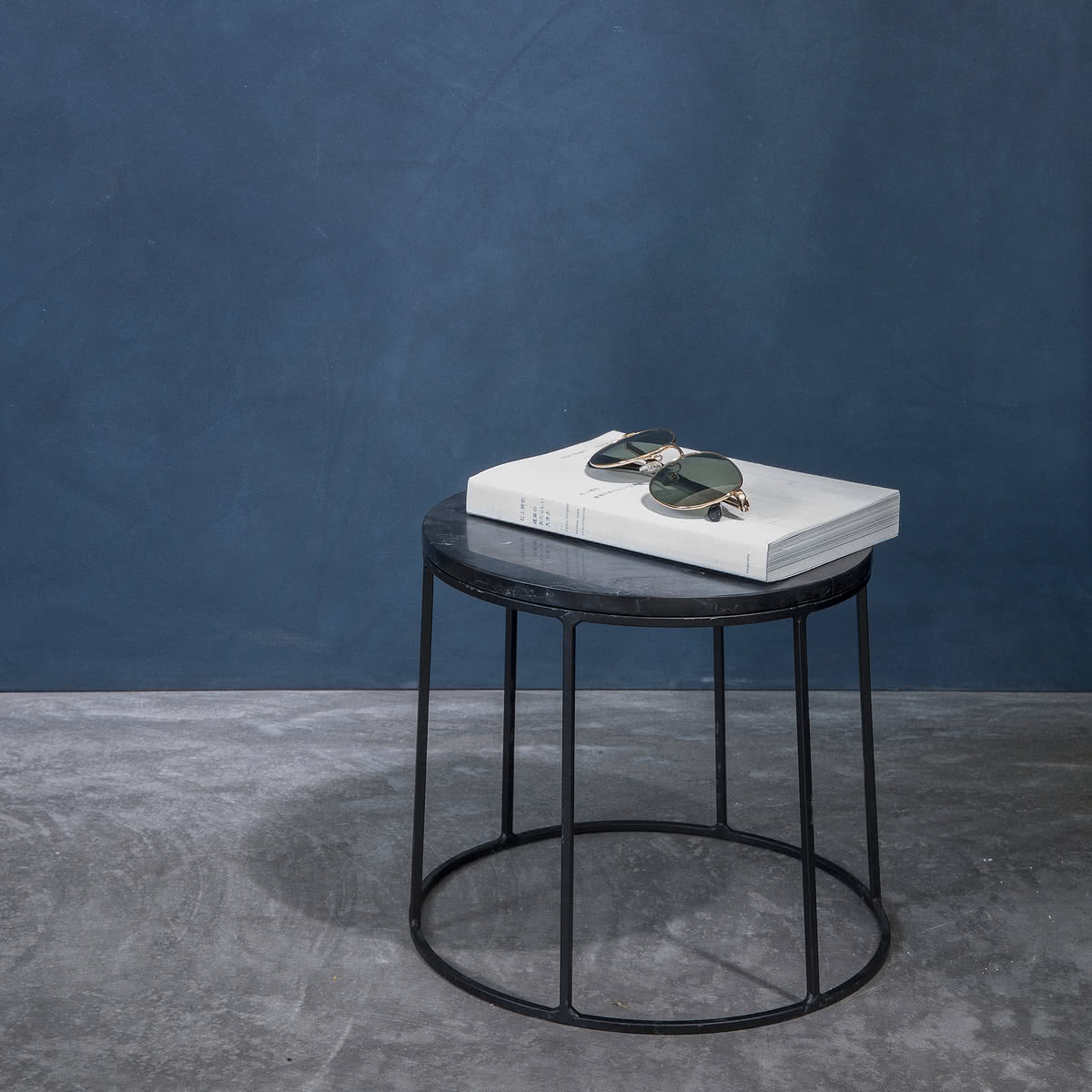 Подставка для цветочного горшка 20x23x23x23 см черная Wire Menu | https://grandposuda.com.ua