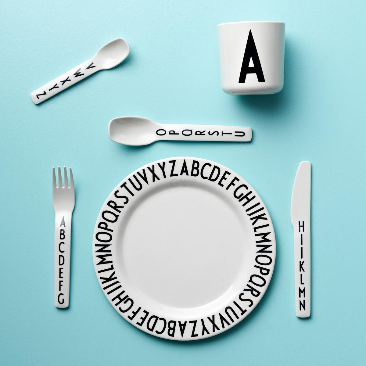 Design Letters Глибока тарілка 20 см чорна / біла Melamin Teller | https://grandposuda.com.ua