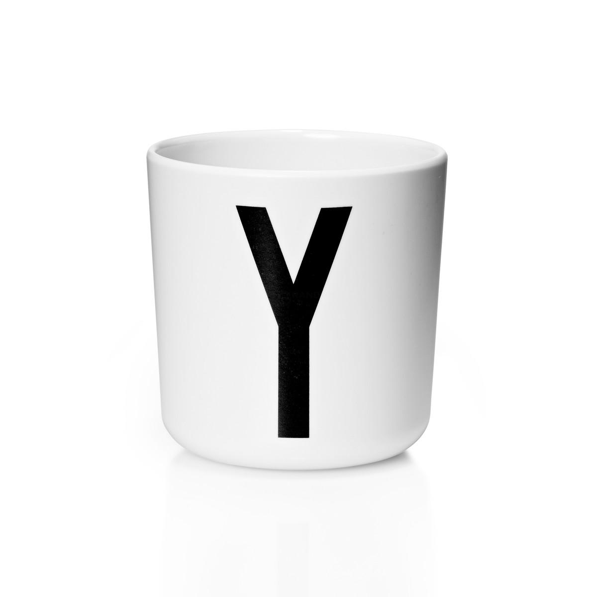 Design Letters Чашка Y 7,5x7 см черно-белая Melamin Becher | https://grandposuda.com.ua