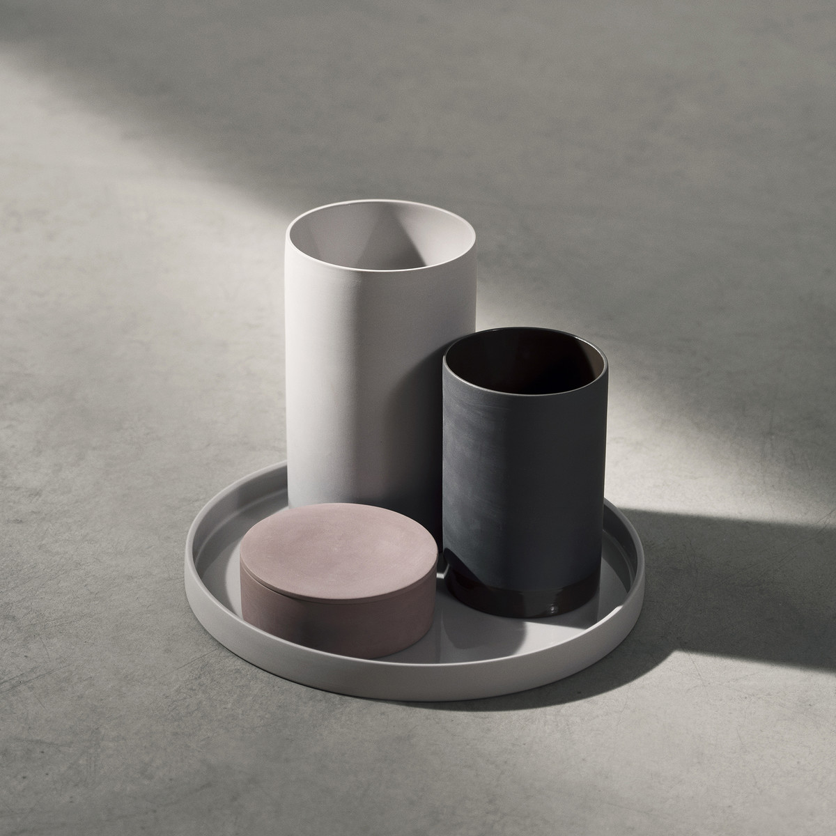 Ваза 20x12 см белая Cylindrical Menu | https://grandposuda.com.ua