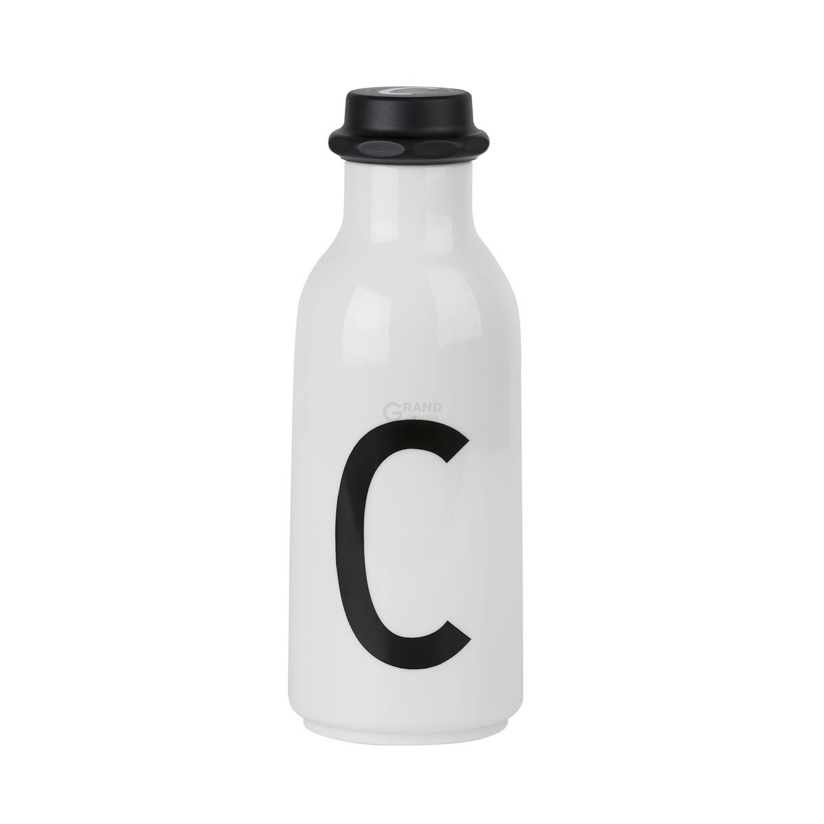 Design Letters Бутылка C 500 мл черно-белая Wasserflasche von A-Z | https://grandposuda.com.ua