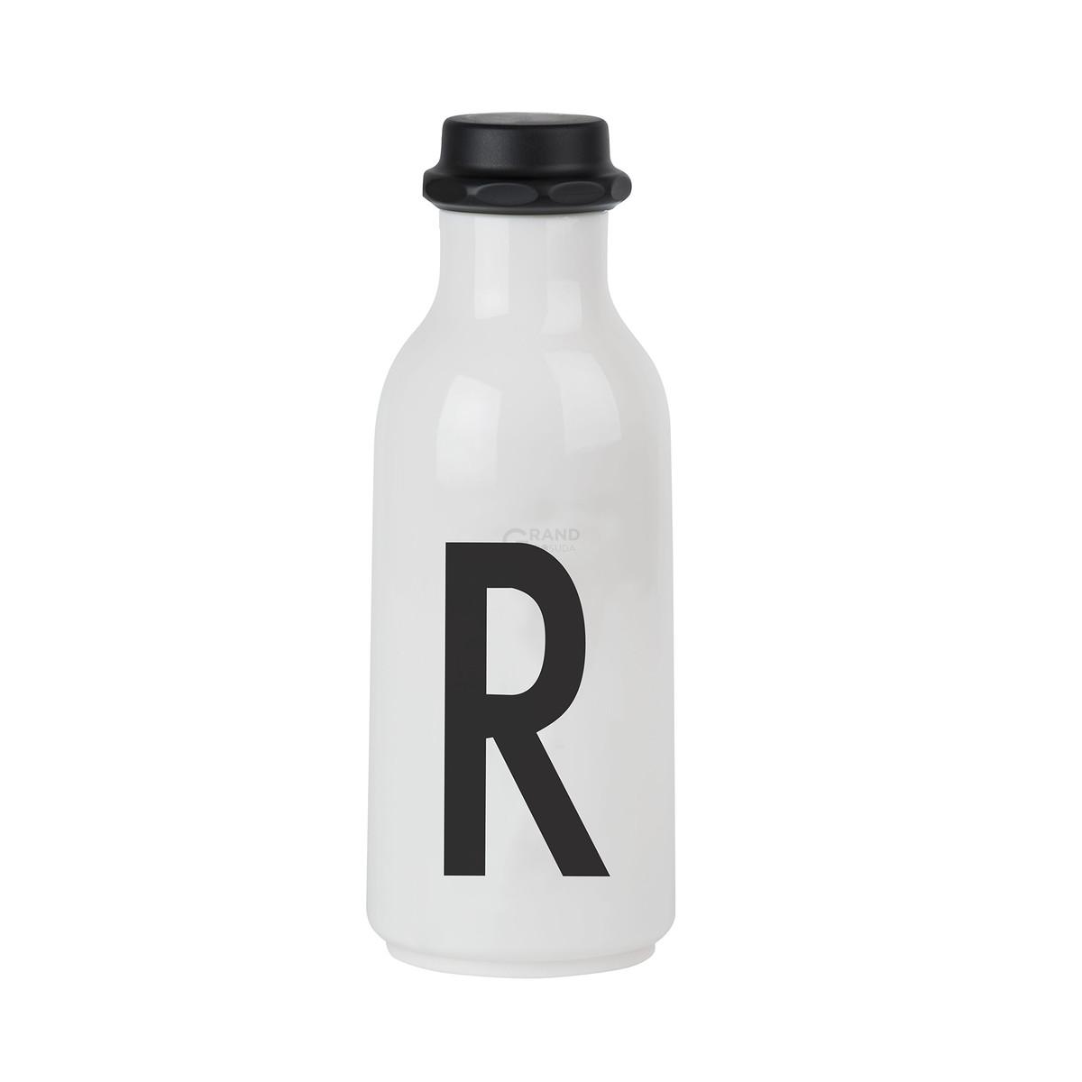 Design Letters Бутылка R 500 мл черно-белая Wasserflasche von A-Z | https://grandposuda.com.ua