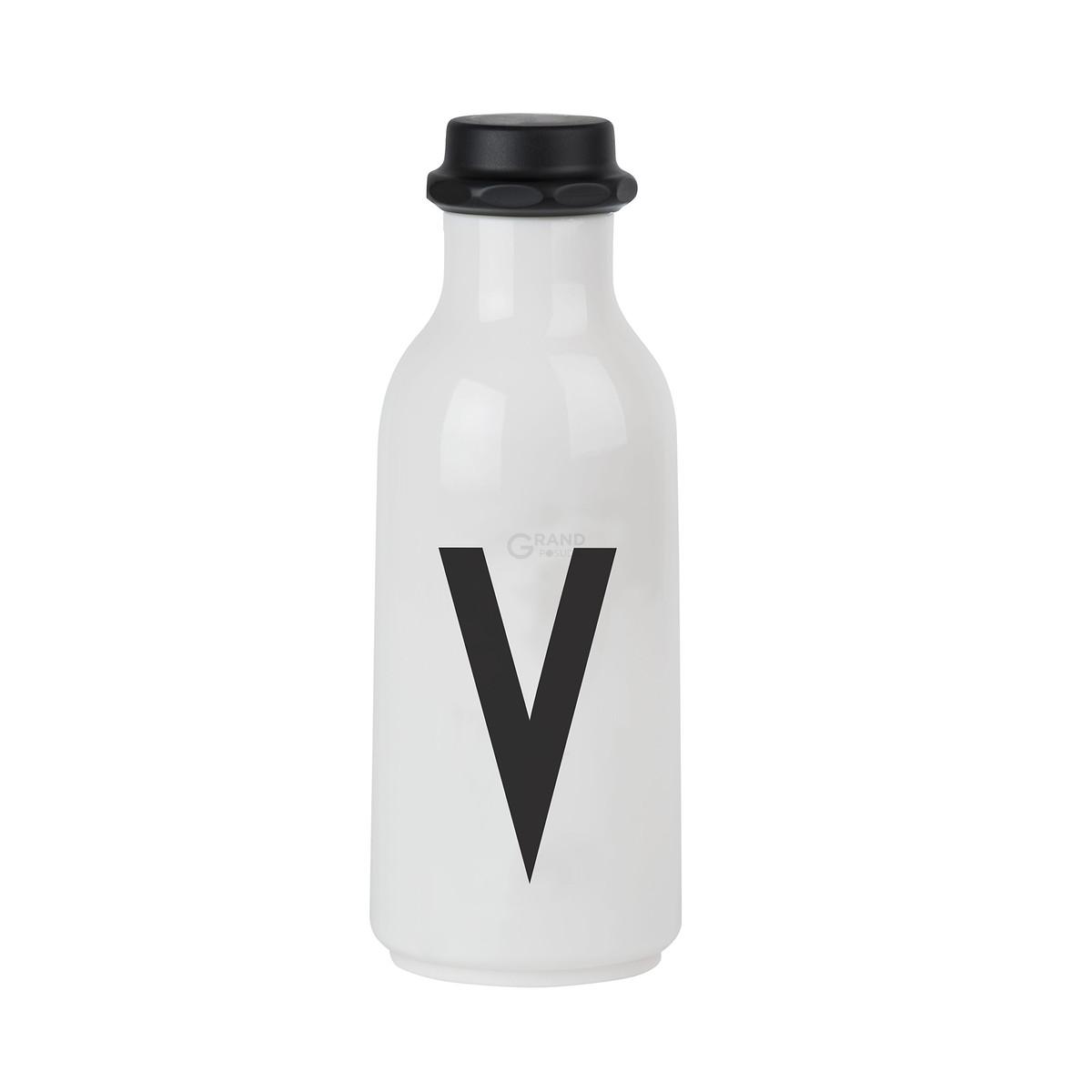 Design Letters Бутылка V 500 мл черно-белая Wasserflasche von A-Z | https://grandposuda.com.ua