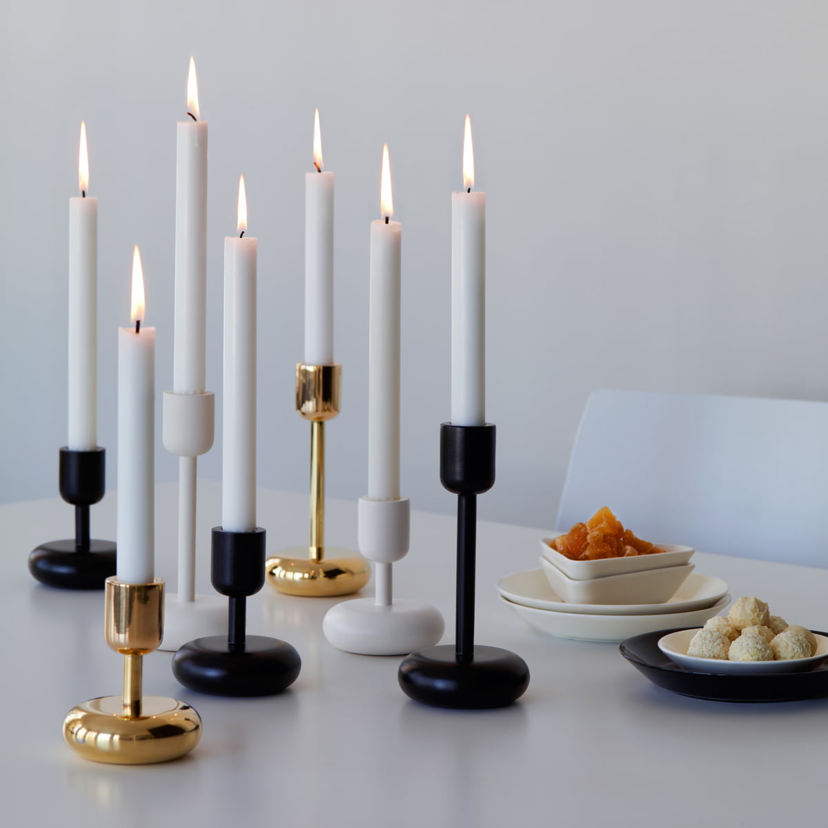 Iittala Підсвічник 18,3х9х9х8,6 см червоний Nappula | https://grandposuda.com.ua