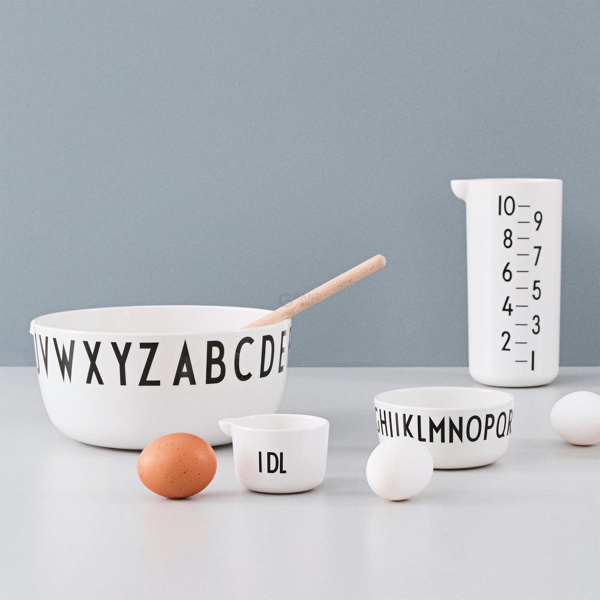 Design Letters Мірний посуд 21,6x10 см чорно-білий Messbecher | https://grandposuda.com.ua
