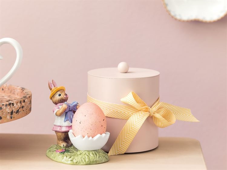 Villeroy & Boch Подставка для яйца с фигуркой кролика Анны 9х7х10 см Bunny Tales | https://grandposuda.com.ua