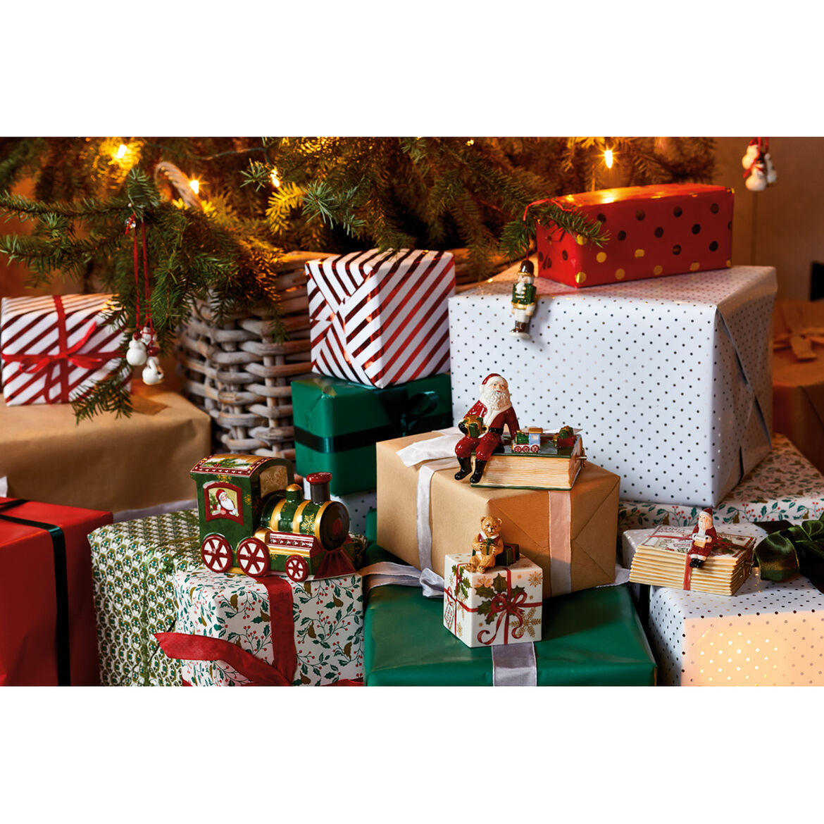 Villeroy & Boch Музыкальная шкатулка в виде младенца Христа 9 x 9 x 17 см, Nostalgic Ornaments | https://grandposuda.com.ua