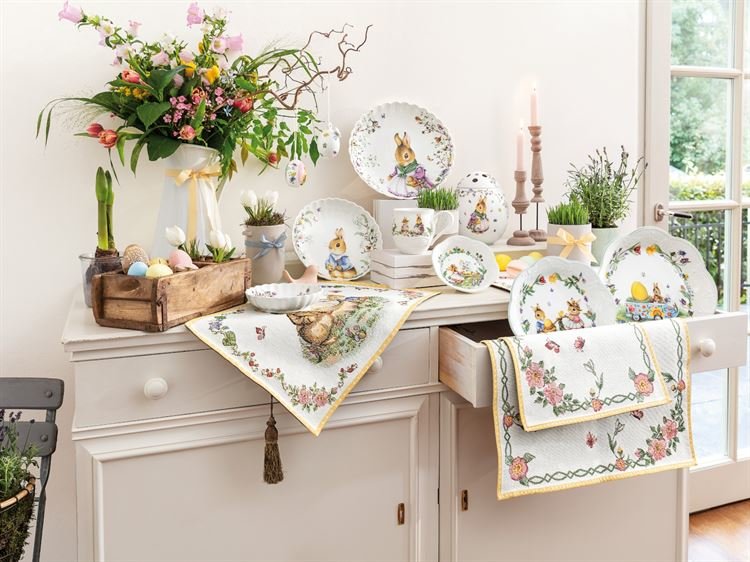 Villeroy & Boch Скатерть-дорожка с декором 49 x 143 см Spring Fantasy | https://grandposuda.com.ua