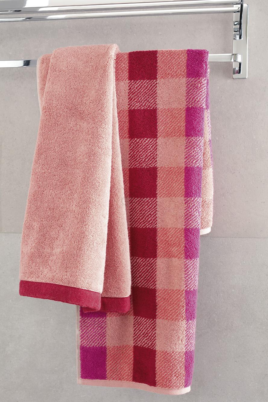 Рушник для душу 70 х 140 см Rouge Check Karo Cawo | https://grandposuda.com.ua