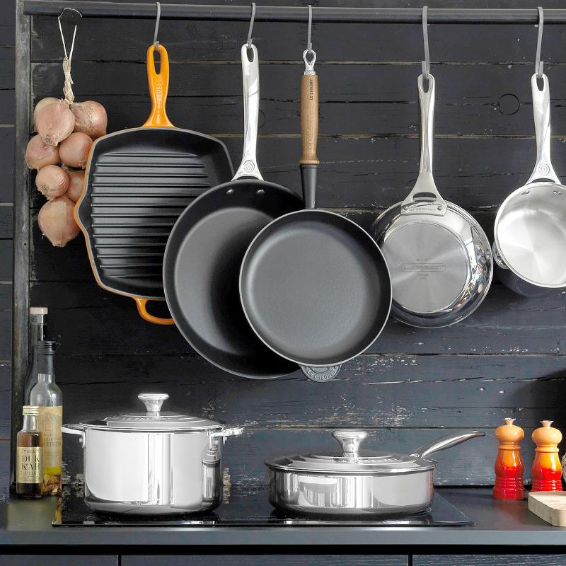 Le Creuset Сковорода для млинців 27 см, вишневий | https://grandposuda.com.ua