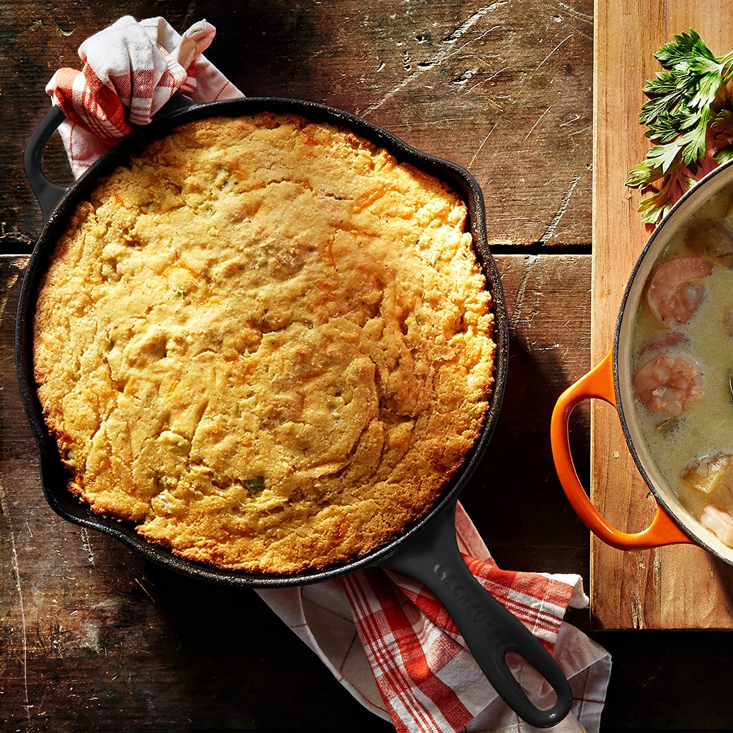 Le Creuset Сковорода чугунная 23 см, черная | https://grandposuda.com.ua