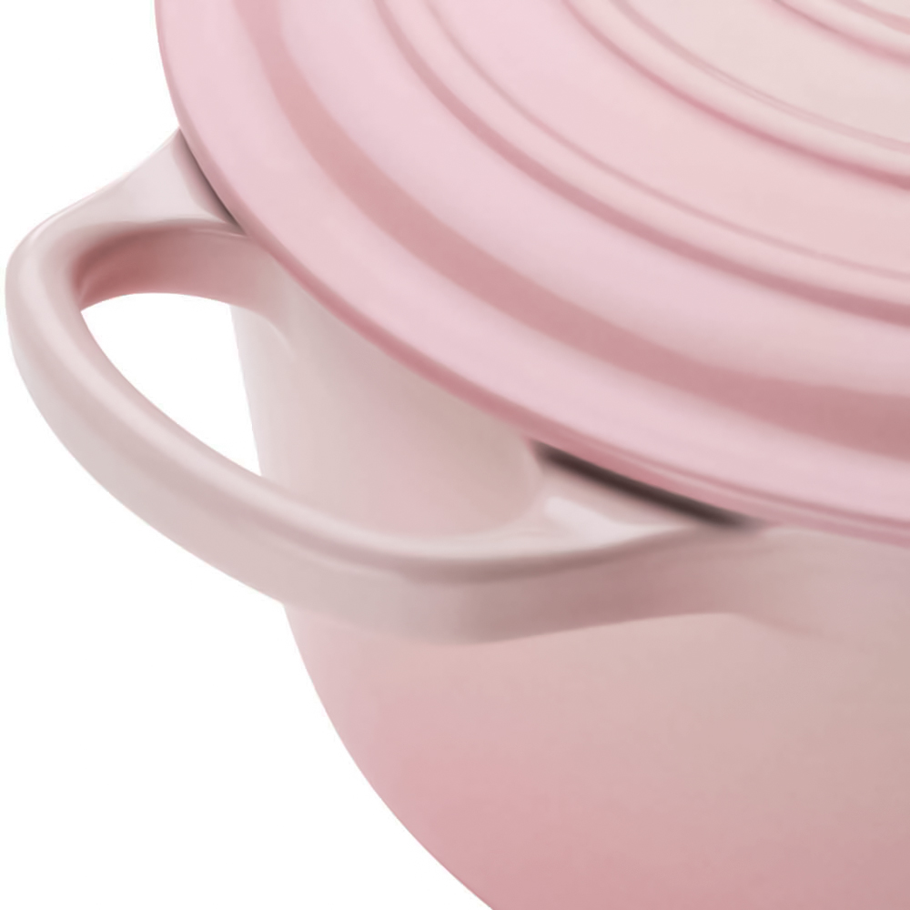 Le Creuset Каструля кругла 2,4 л рожева Shell Pink | https://grandposuda.com.ua