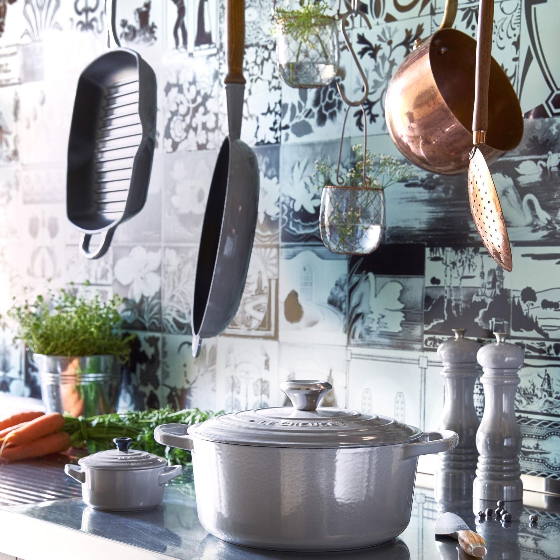 Le Creuset Кастрюля круглая 4,2 л дымчато-серая | https://grandposuda.com.ua