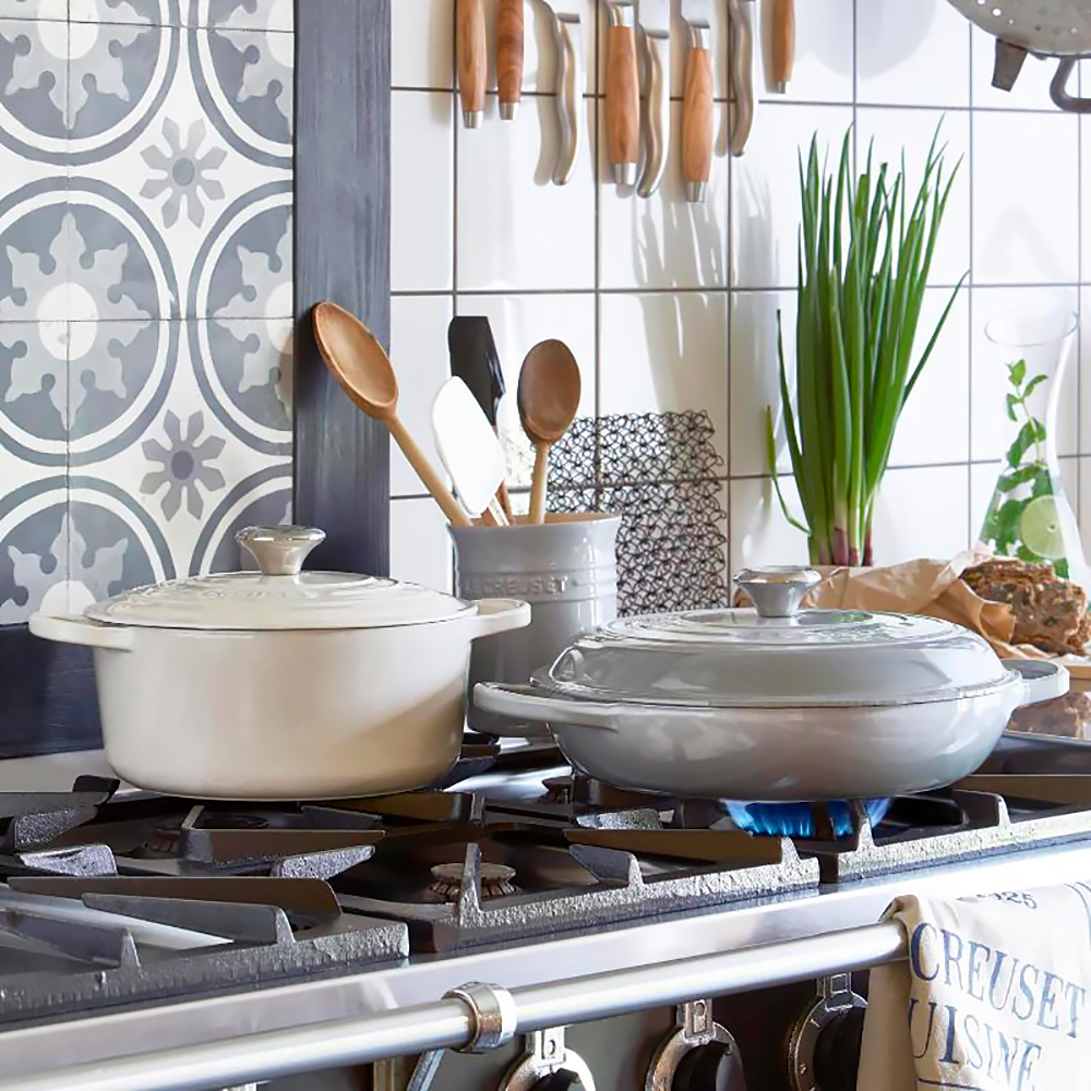 Le Creuset Гусятниця / жаровня овальна 29 см Creme | https://grandposuda.com.ua