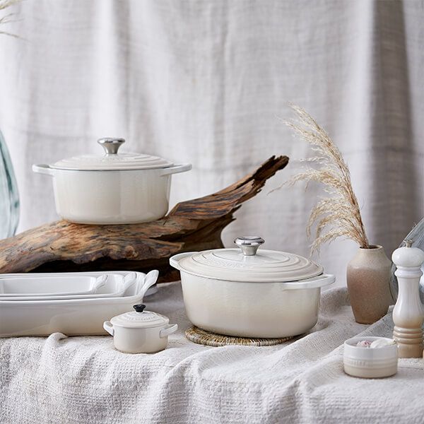 Le Creuset Форма для запікання овальна 4,7 л меренга Meringue | https://grandposuda.com.ua