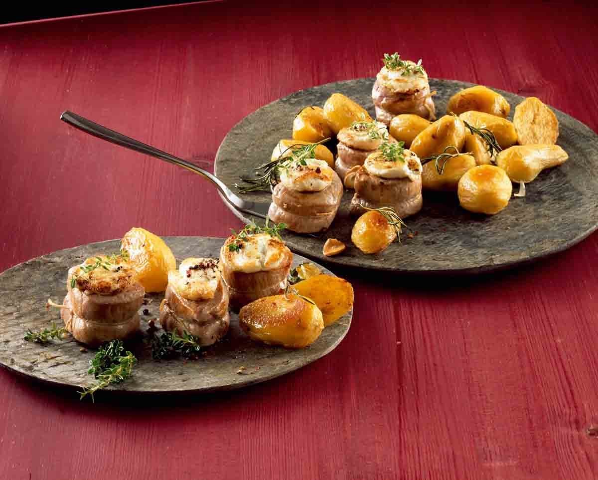Kaiser Форма для выпечки с перфорированным дном 40 x 32 см Delicious | https://grandposuda.com.ua