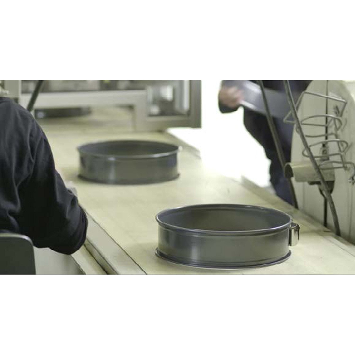 Kaiser Форма для выпечки маффинов с крышкой 38 x 27 cm Bake & Take | https://grandposuda.com.ua